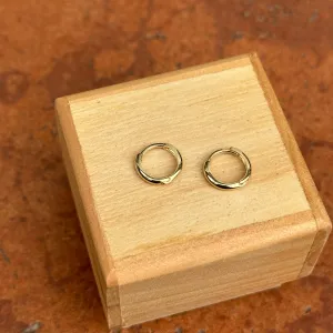 10KT Yellow Gold Thin Hinged Huggie Hoop Earrings 10mm