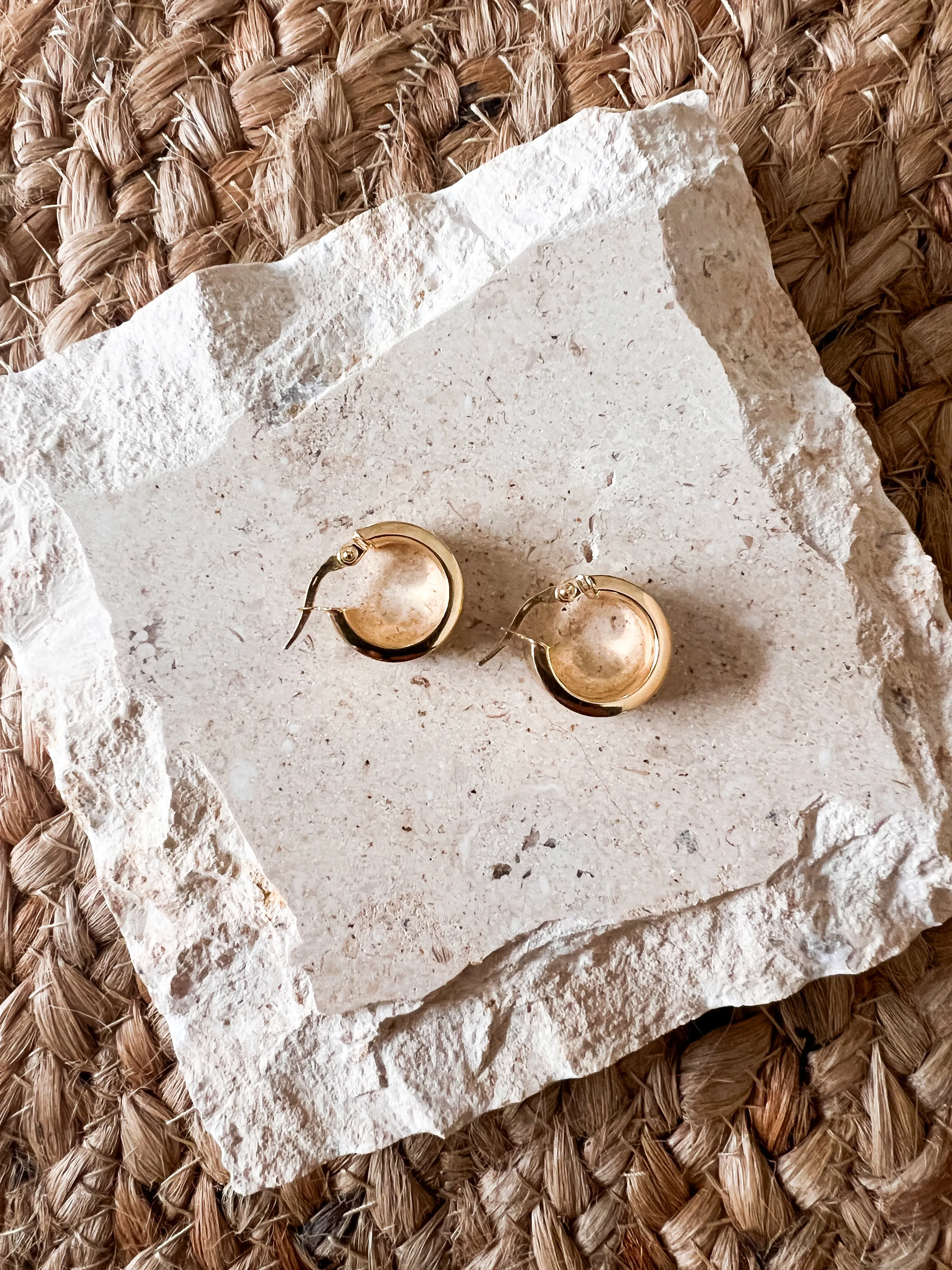 14k Fine Noa Hoops