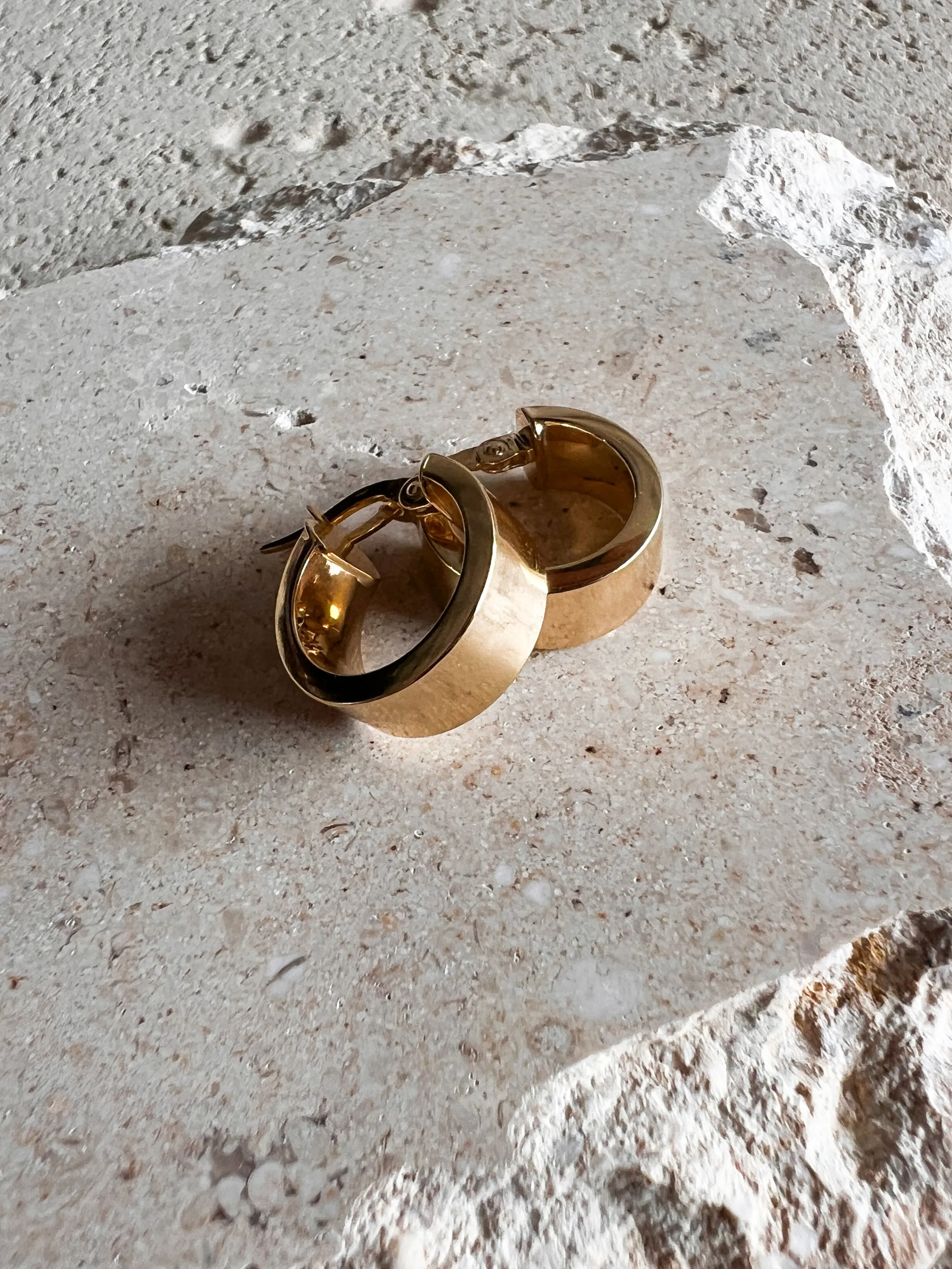 14k Fine Noa Hoops