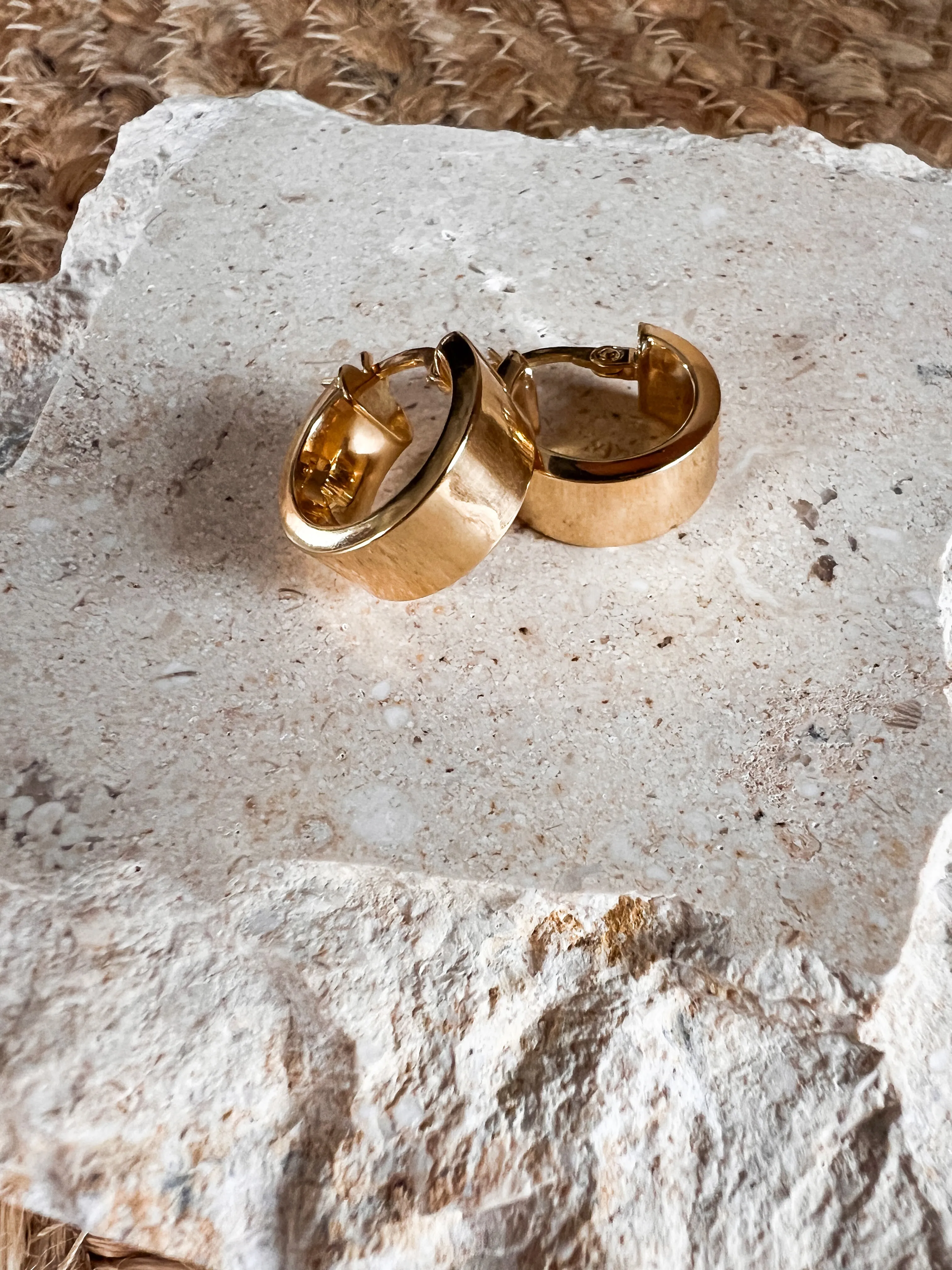 14k Fine Noa Hoops