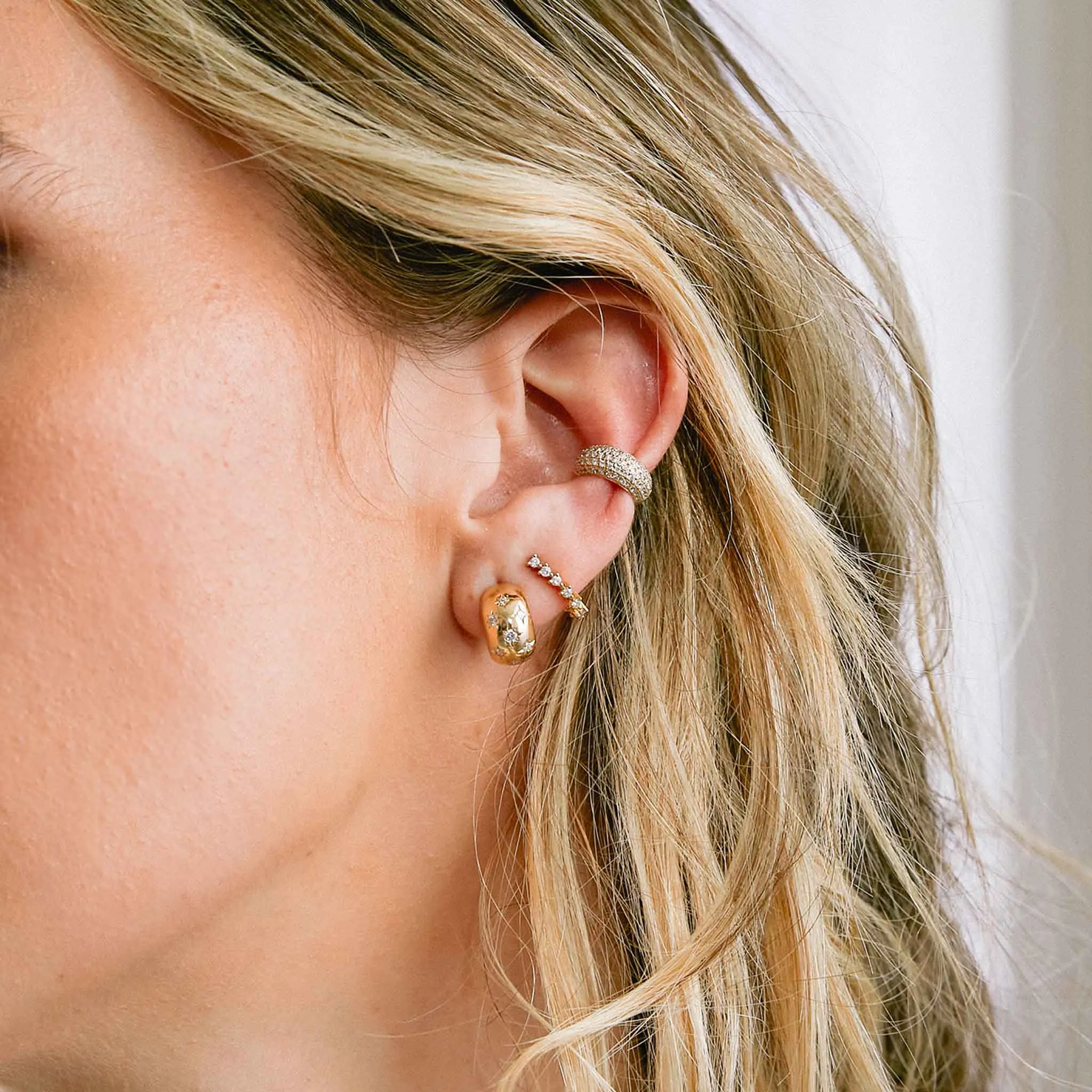 14k Scattered Star Set Diamonds Small Aura Huggie Hoops