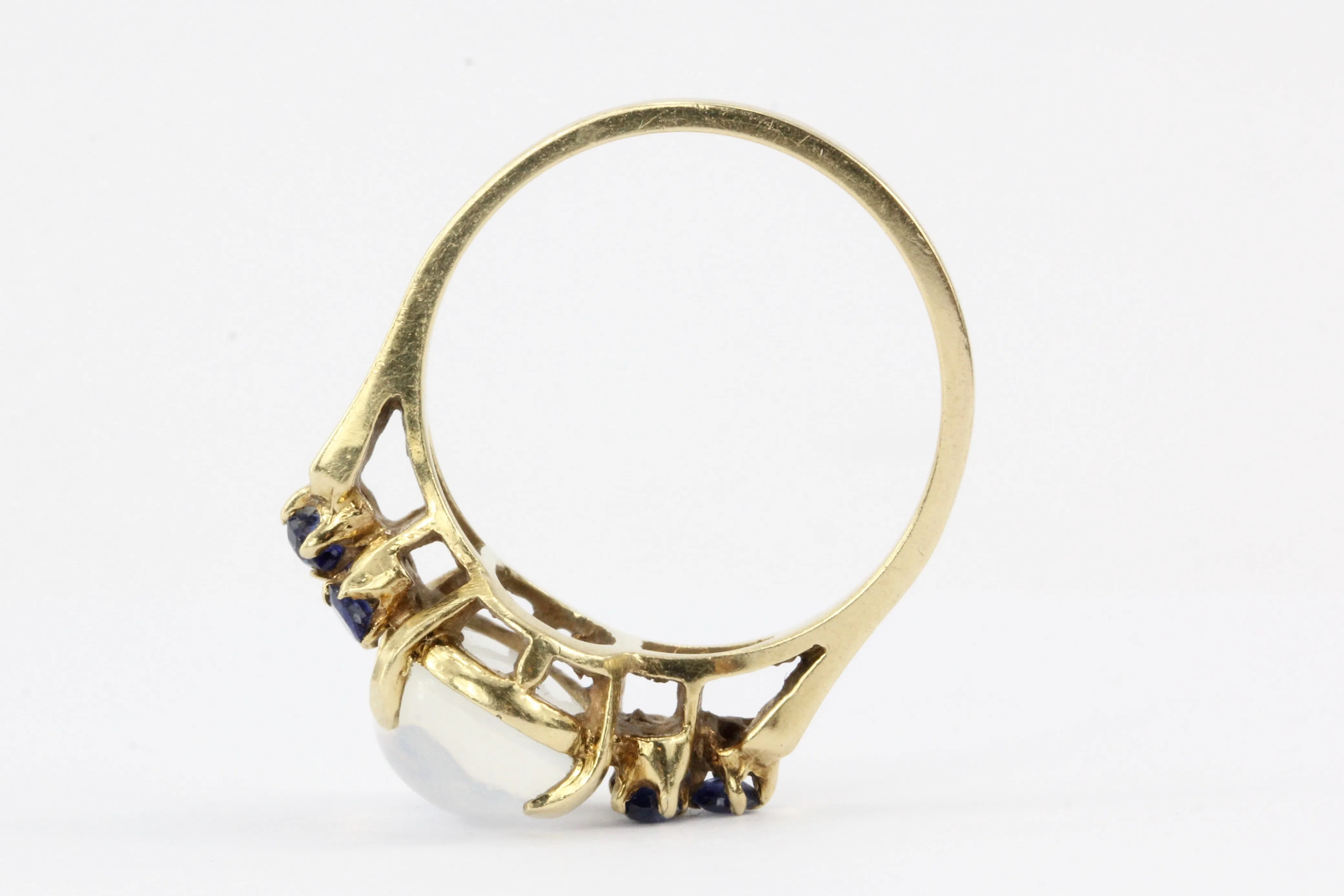 14K Yellow Gold 4 CT Moonstone and Blue Sapphire Ring