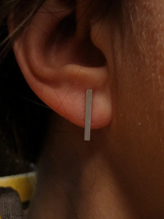 16mm Square Drop Bar Earrings: Your Daily Go-To Pair 0072