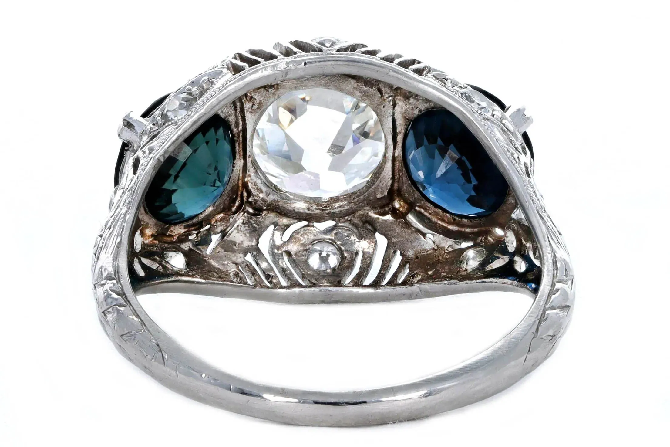 Art Deco 1.47 Carat Old European Diamond Three Stone Sapphire Ring in Platinum GIA Certified