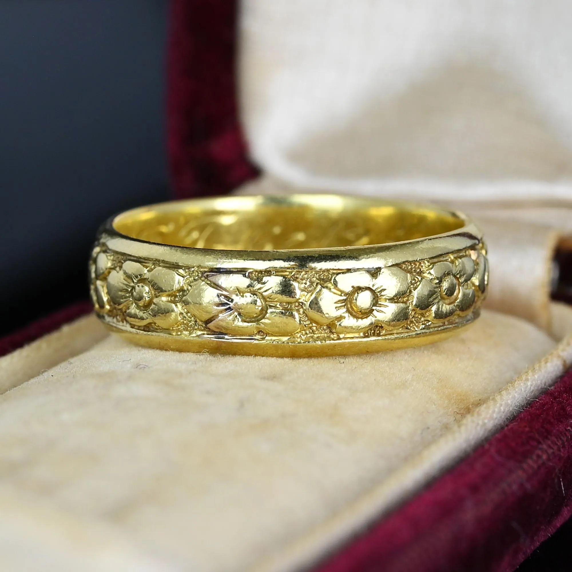 Art Deco 18K Gold Orange Blossom Wedding Band Ring