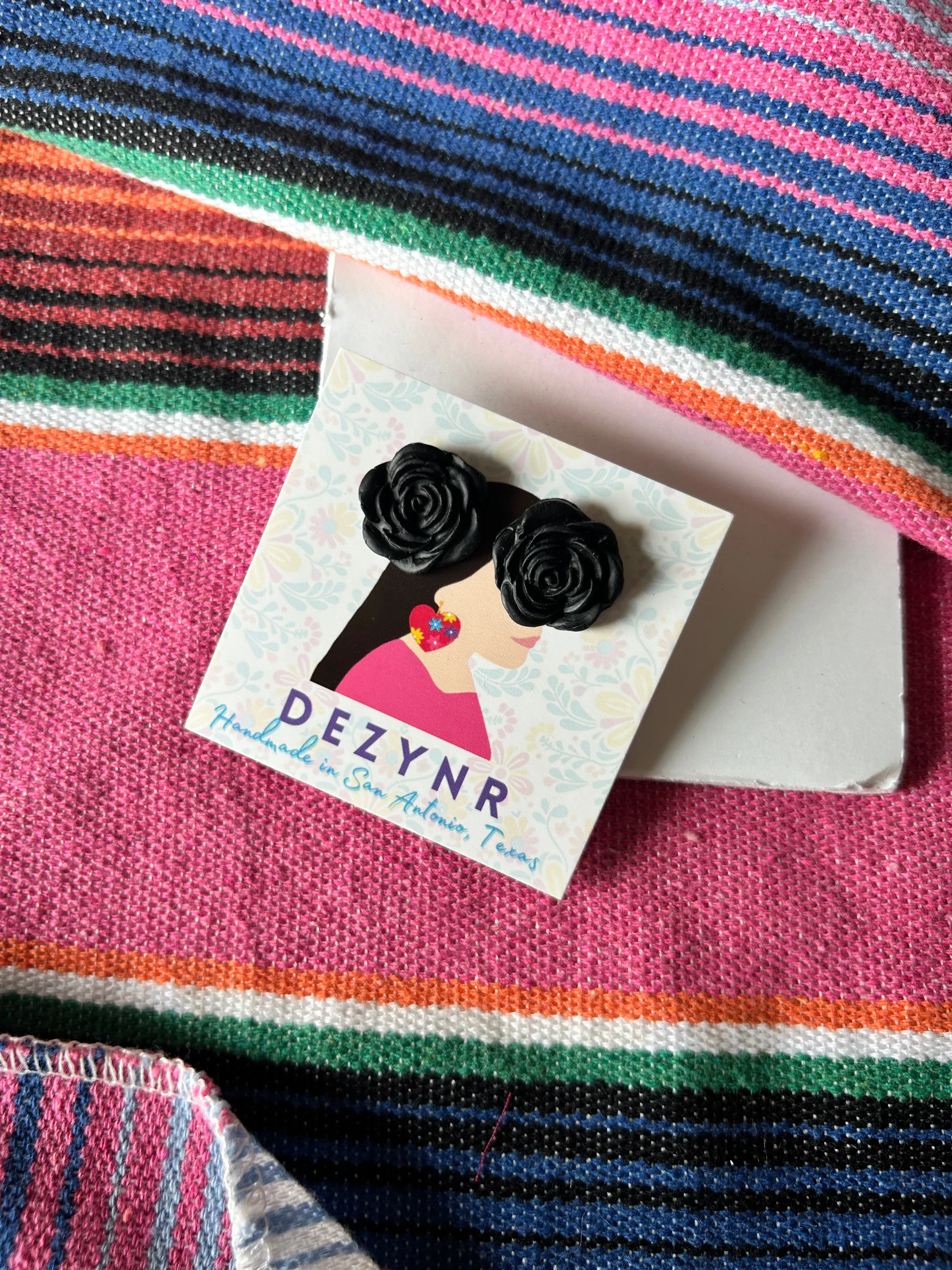 Black rose stud
