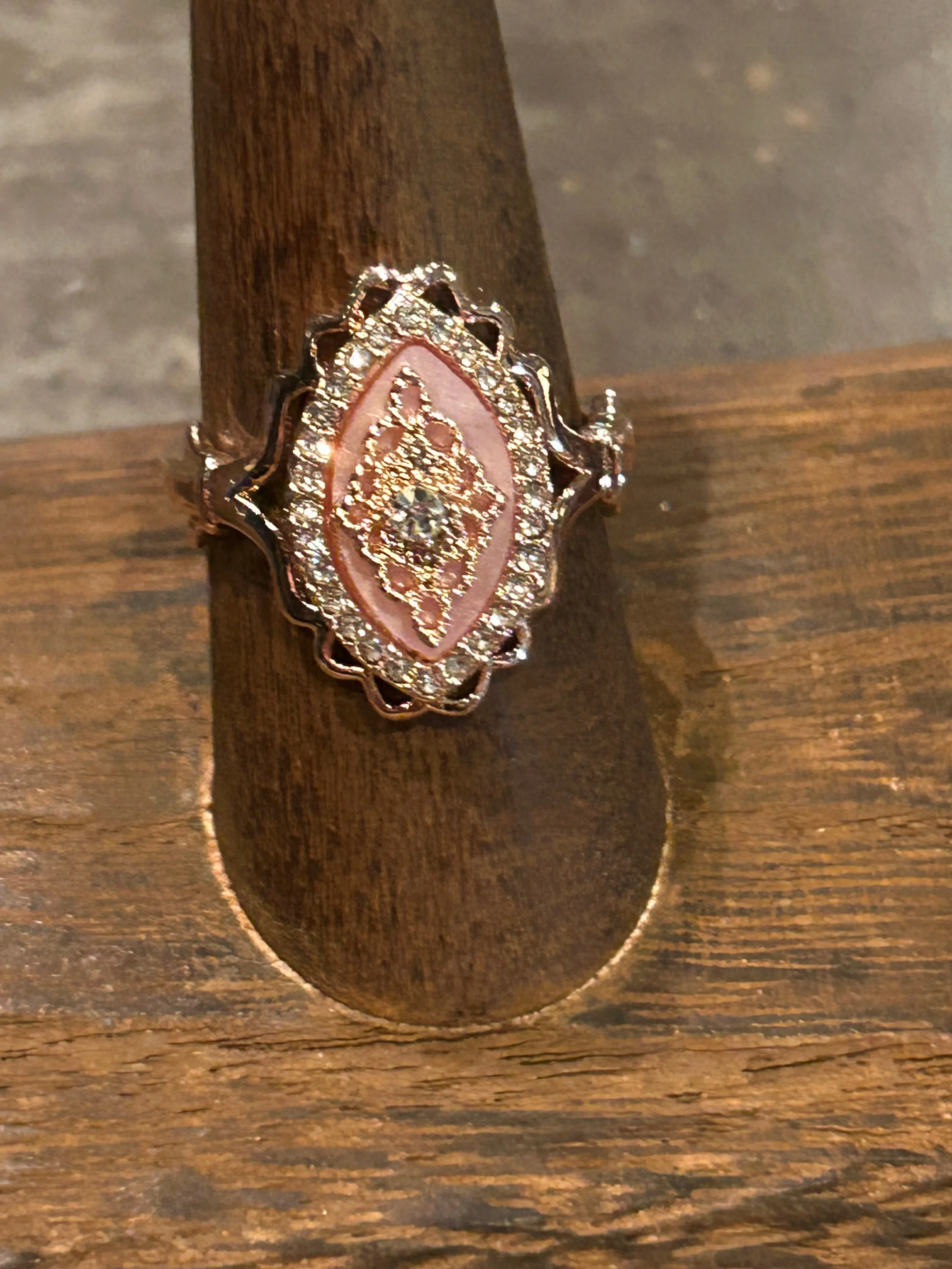 Bougie Boutique Almond Pink