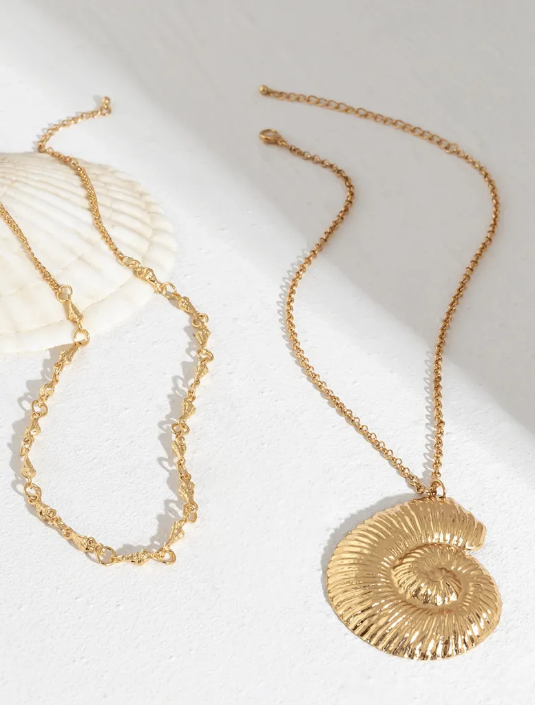 Cavelli Shell Necklace - Gold