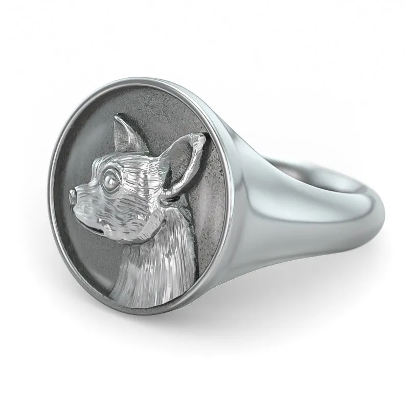 Chihuahua Classic Round Signet Ring