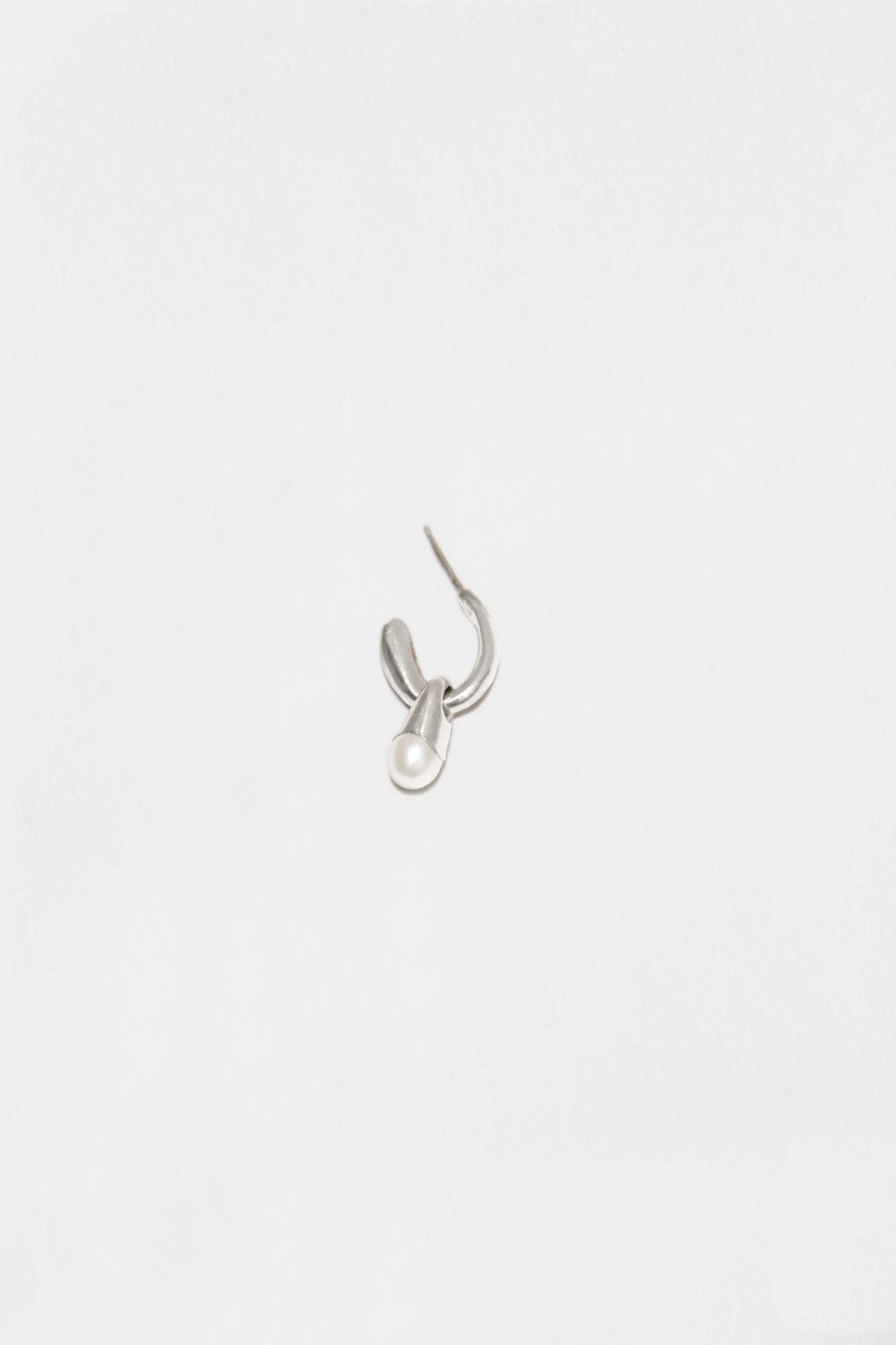 chiquita pearl hoop