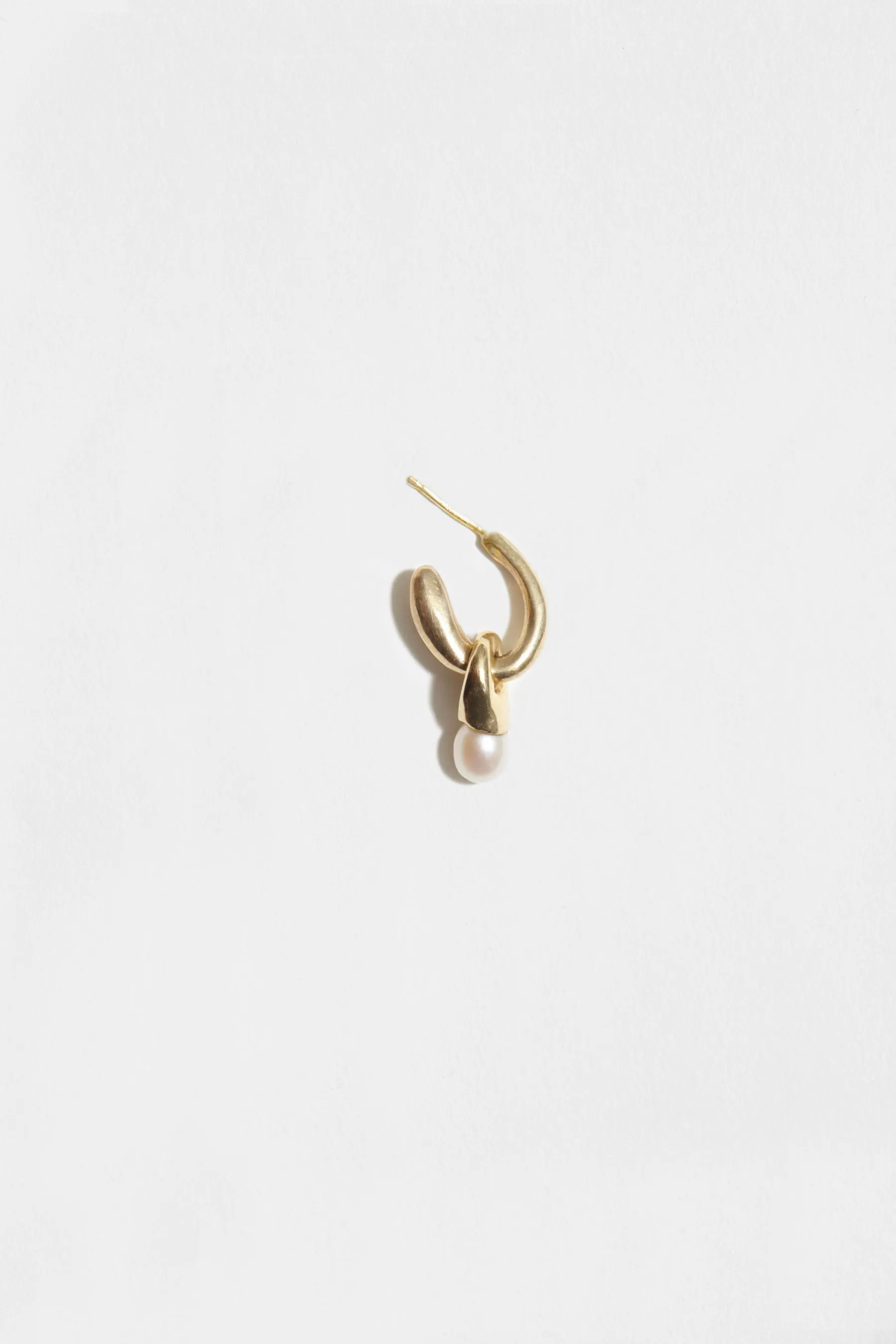 chiquita pearl hoop