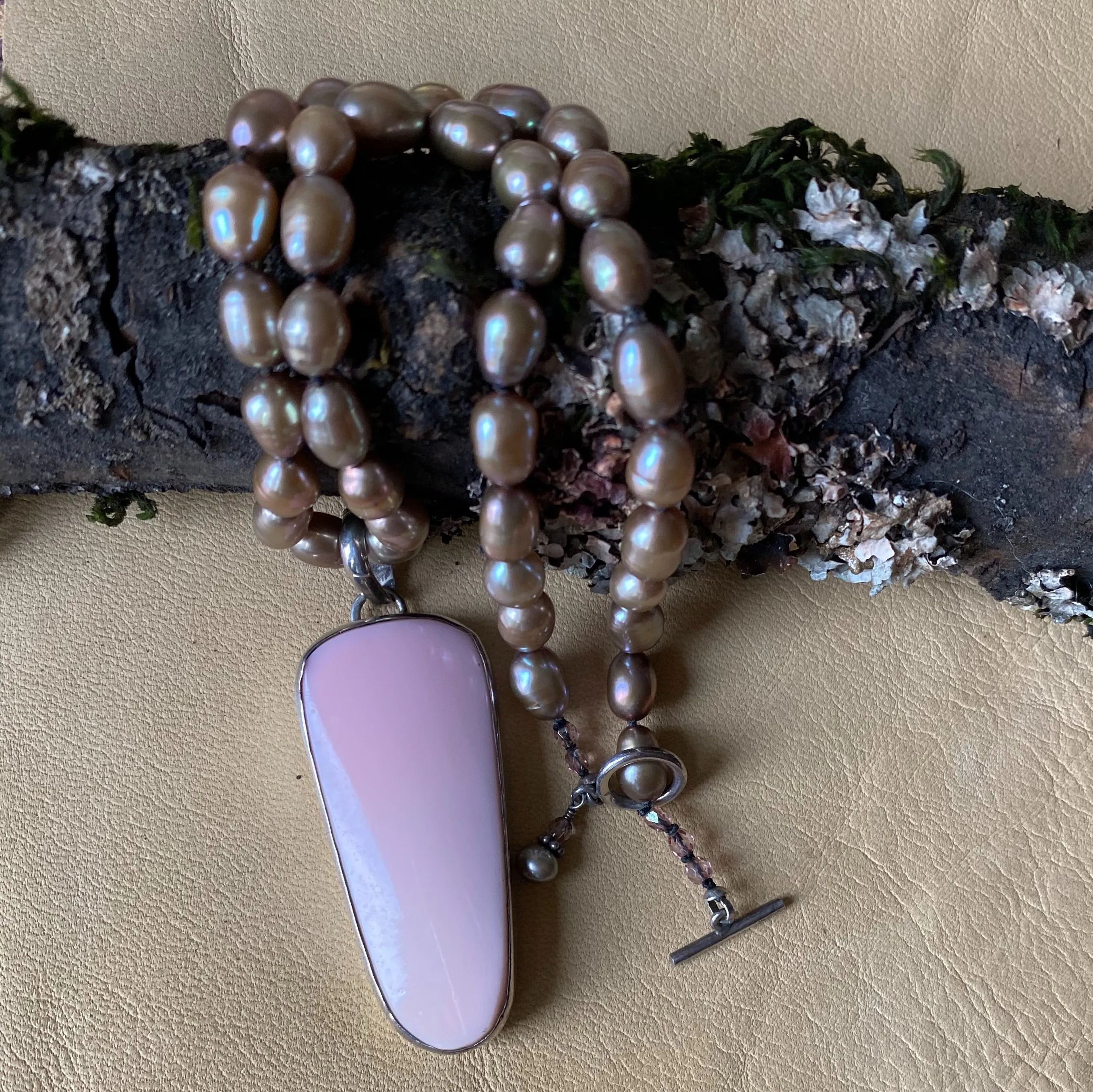 Conch Shell Pendant with Champagne Pearls