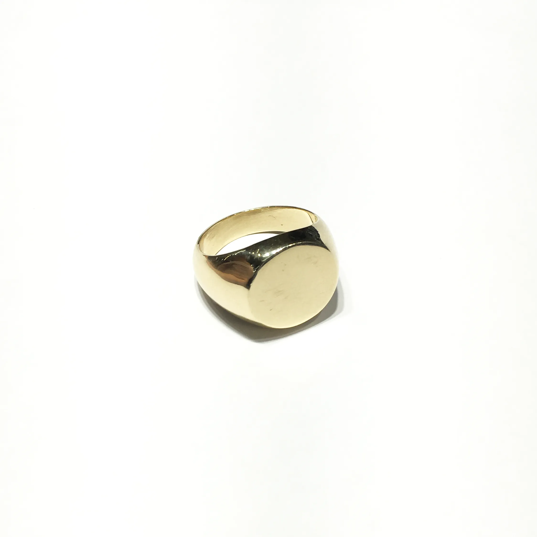 Custom Circle Signet Ring (Gold) (Silver)