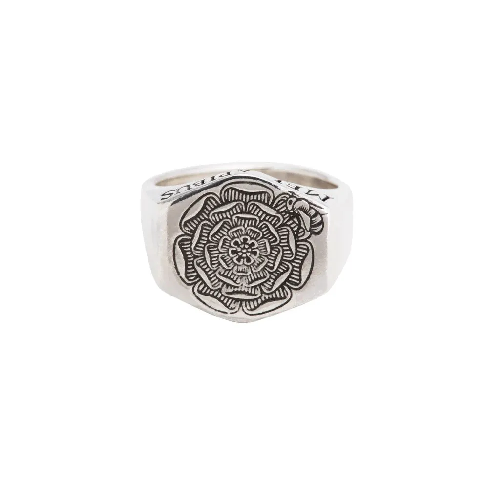 Dat Rosa Signet Ring