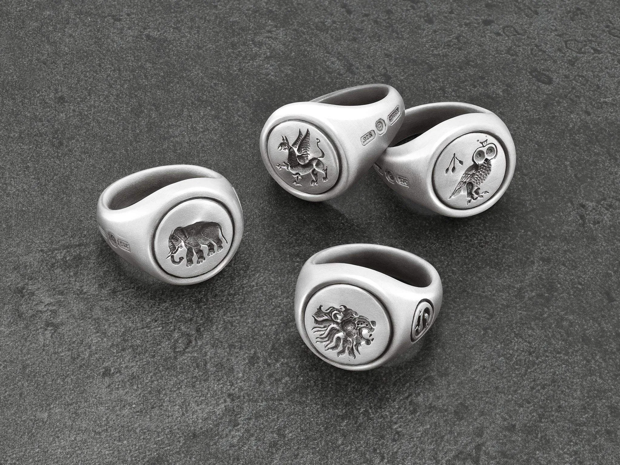 Elephant Signet Ring in Sterling Silver