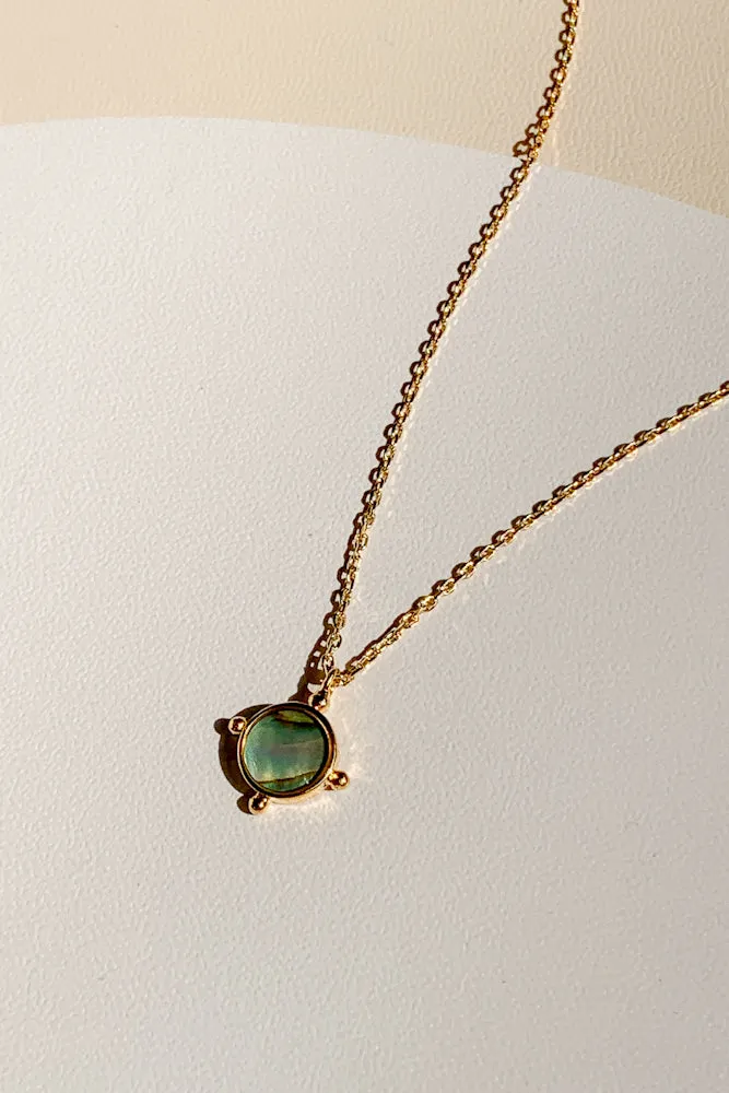 Elera Shell Necklace