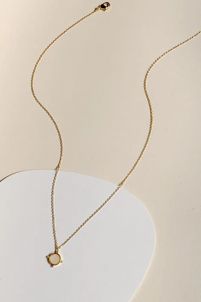 Elera Shell Necklace