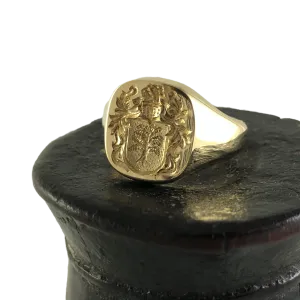 Family Coat of Arms Seal Engraved 16mm x 16mm  -  18 Carat Yellow Gold Signet Ring