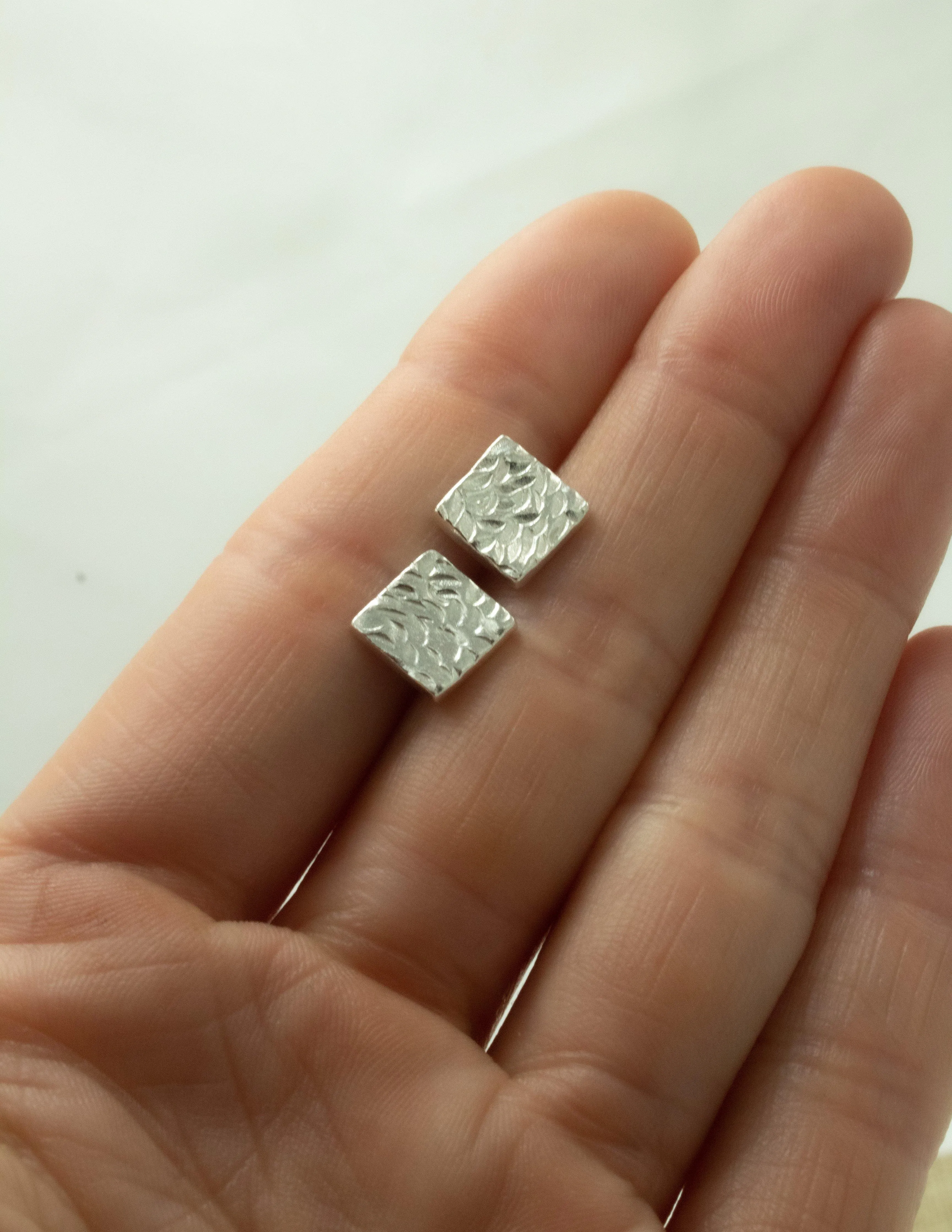 Flat hammered circle and square studs