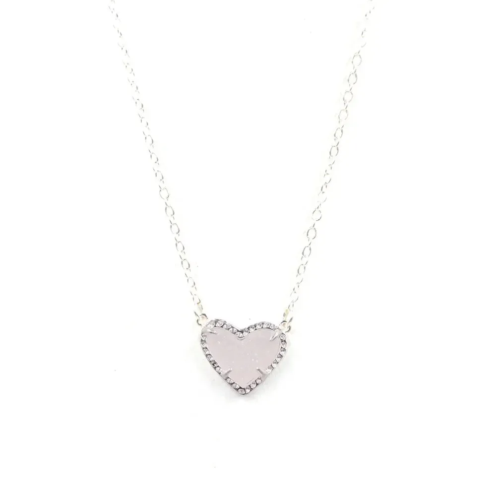 Gift Glitter Abalone Stone Small Heart Shaped 3D Resin Shell Mini Love Necklaces for Women Pendants