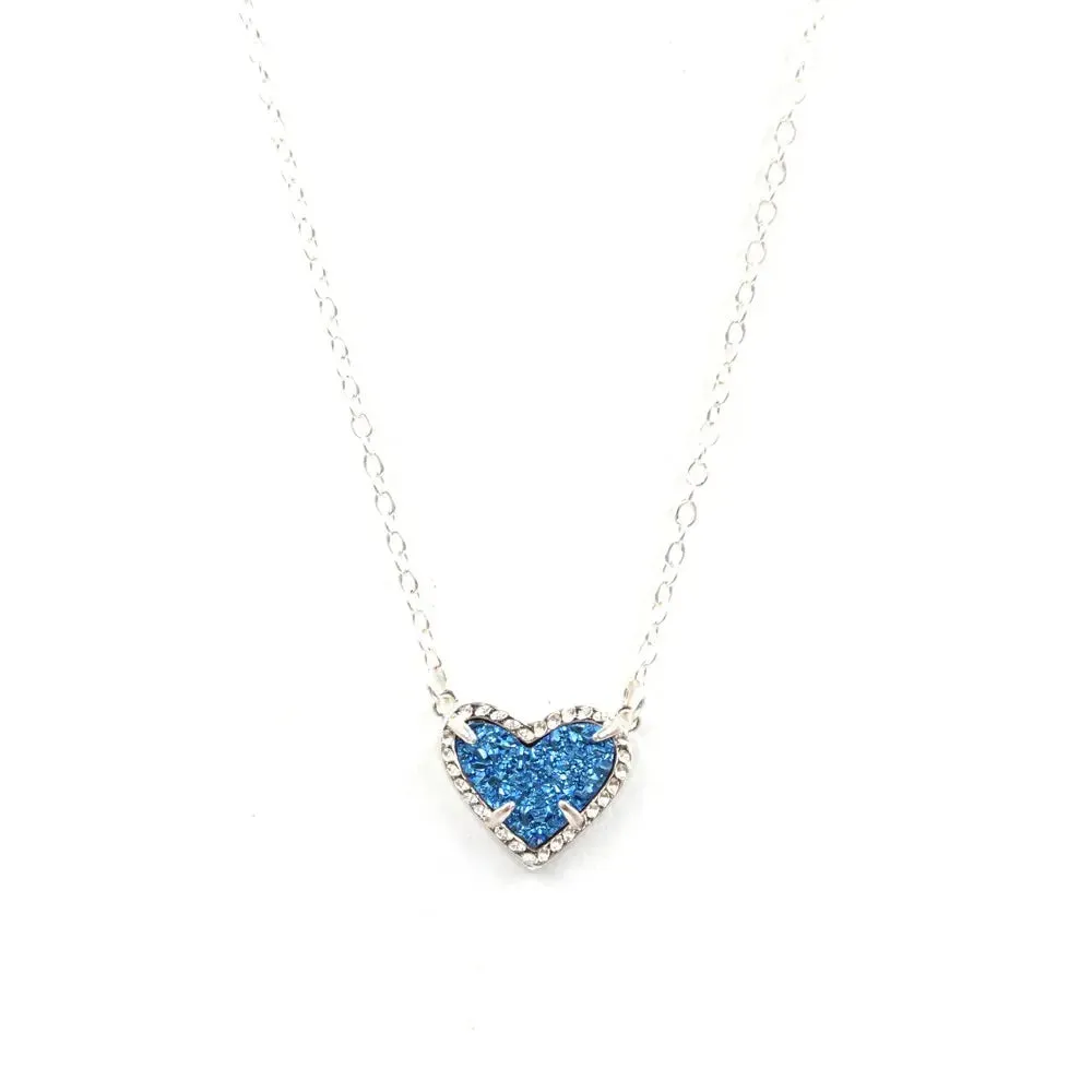 Gift Glitter Abalone Stone Small Heart Shaped 3D Resin Shell Mini Love Necklaces for Women Pendants