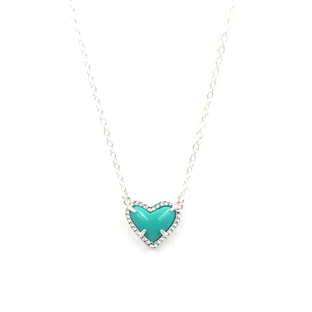 Gift Glitter Abalone Stone Small Heart Shaped 3D Resin Shell Mini Love Necklaces for Women Pendants