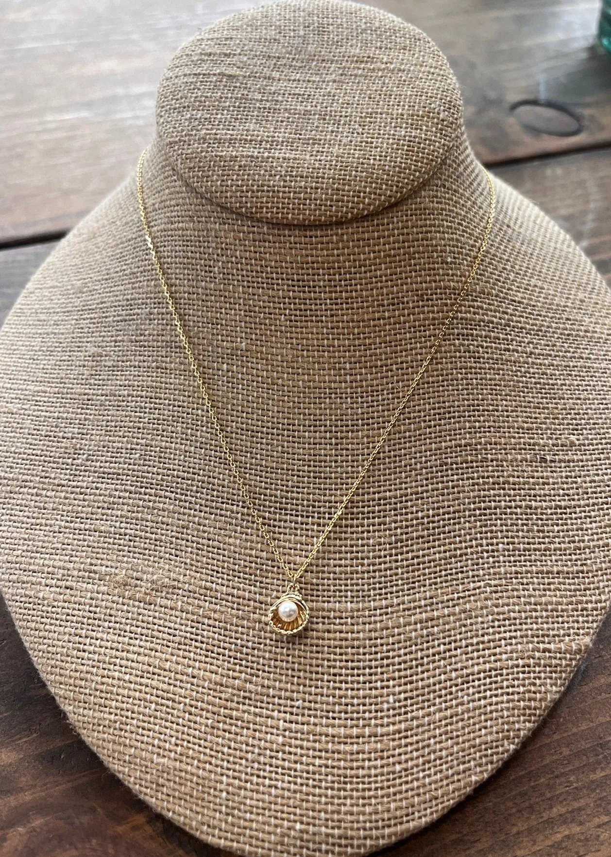 GSA Shell Pearl Necklace
