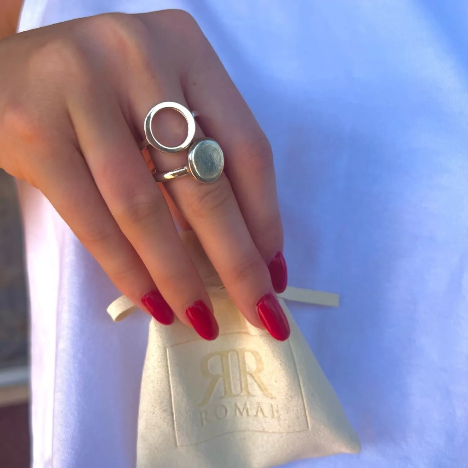 Invicta Ring