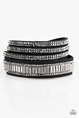 Just in SHOWTIME Black Paparazzi Bracelet