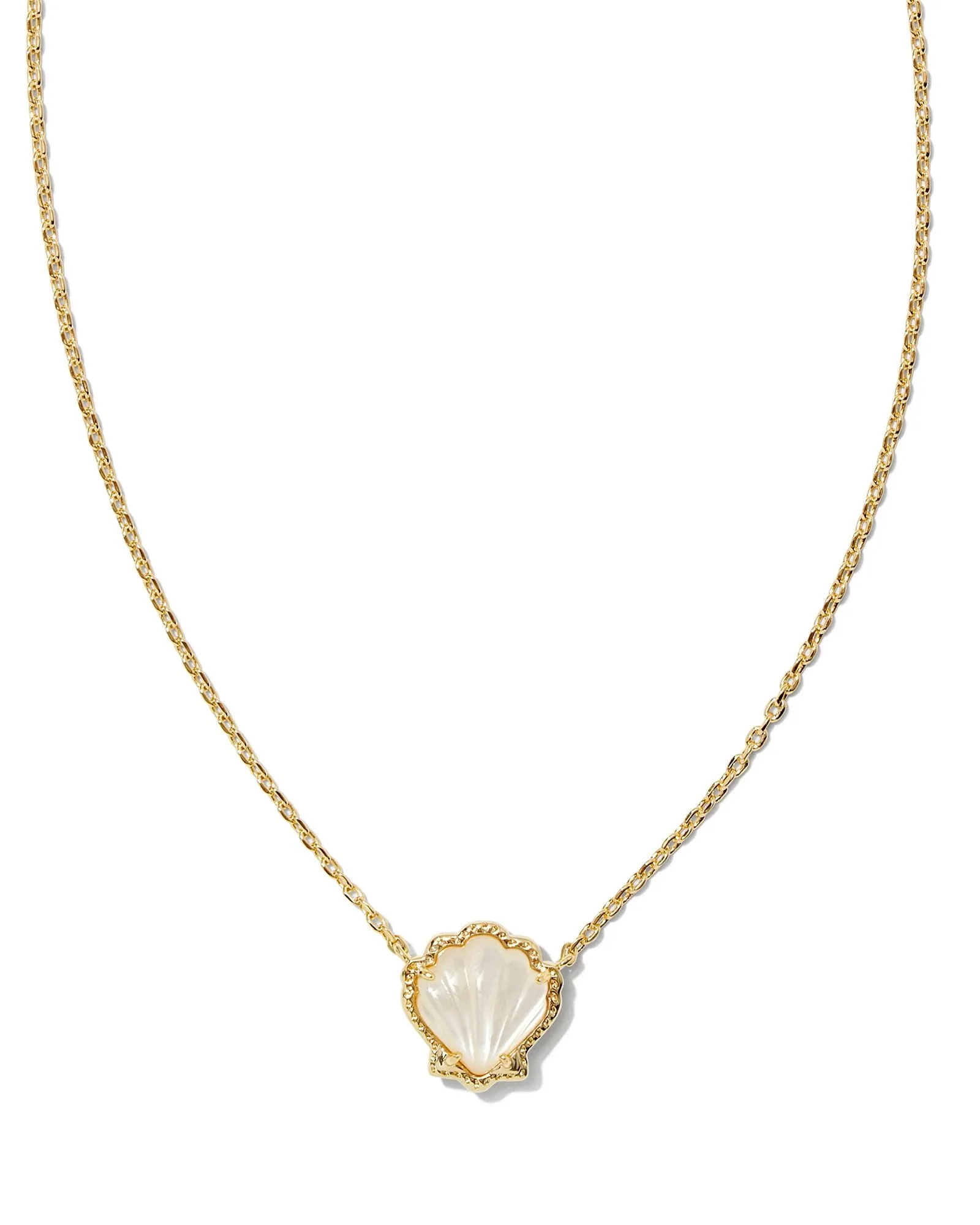 Kendra Scott Brynne Shell Necklace in Gold Ivory of Pearl