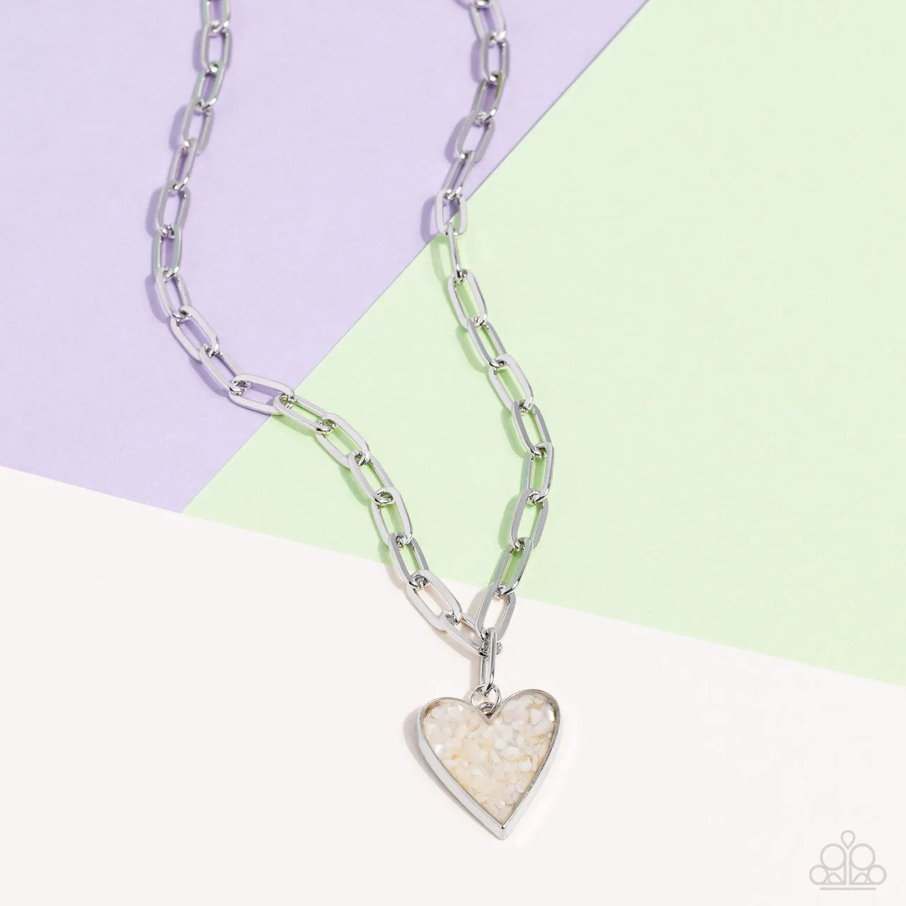 Kiss and SHELL - White -  Shell Heart Pendant Paparazzi Short Necklace