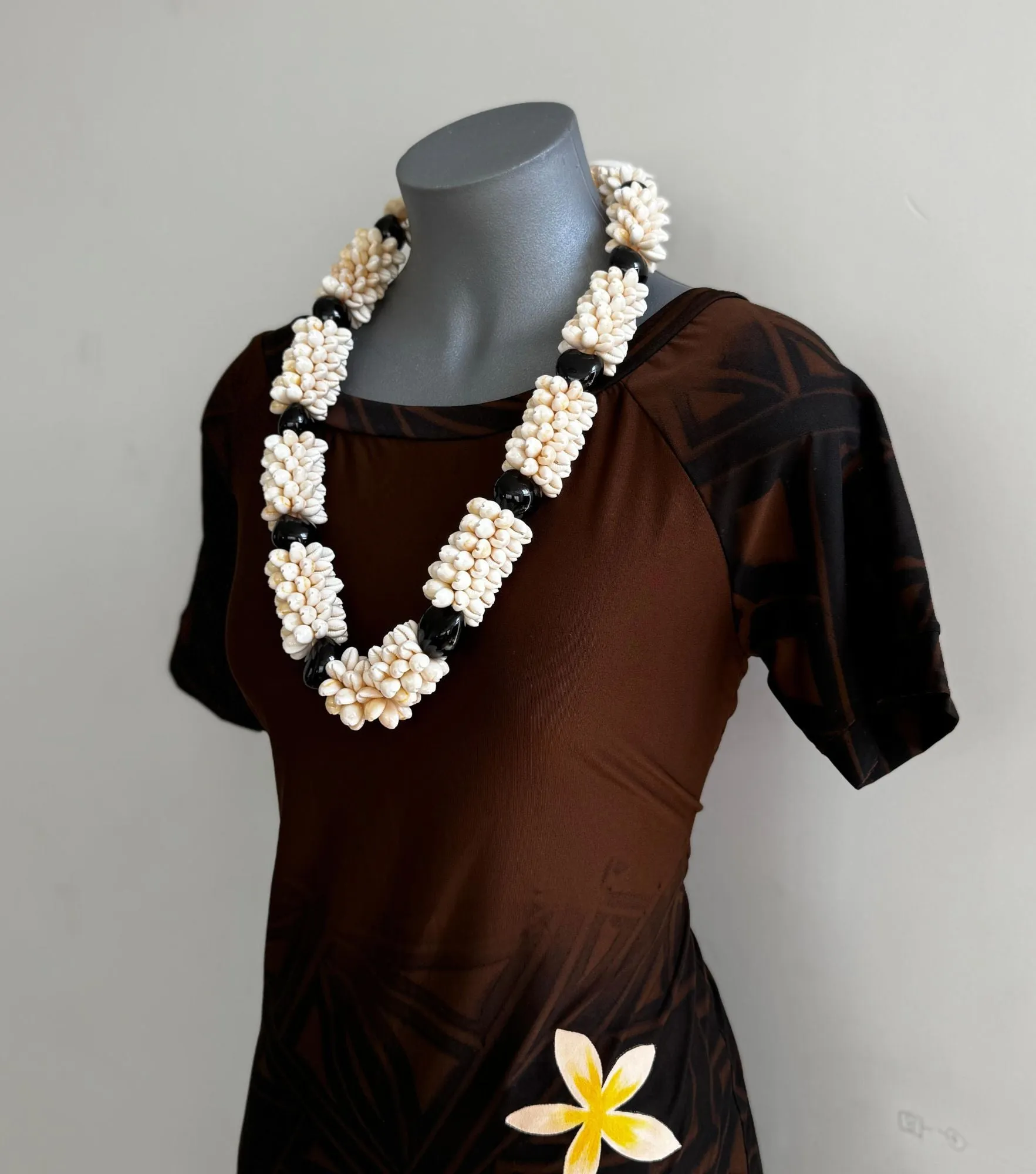 KOA Shell Necklace with Pu'a