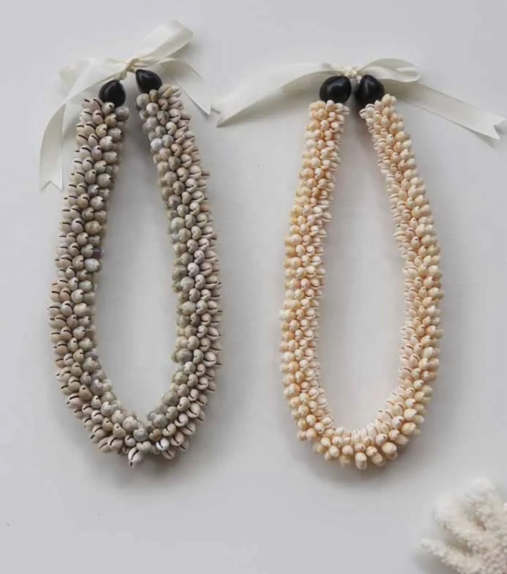 LEI Shell Necklace