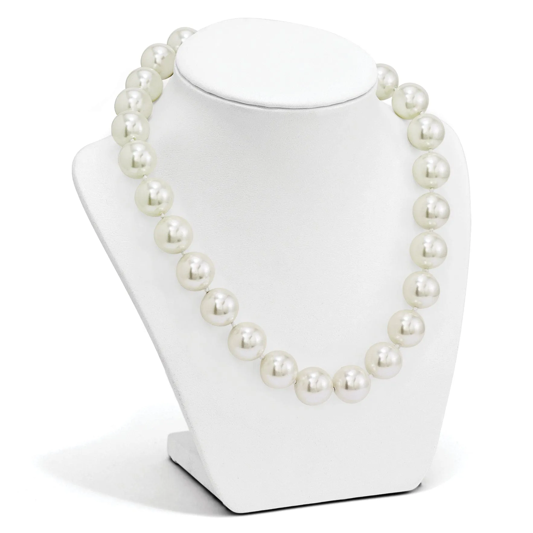 Majestik White Shell Pearl Necklace