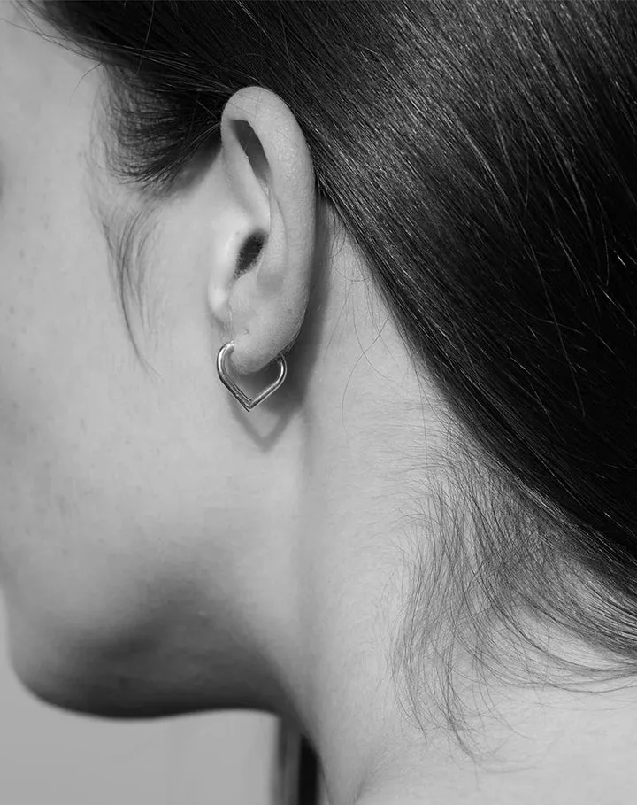 Meadowlark Love Hoops Small in Gold Plate