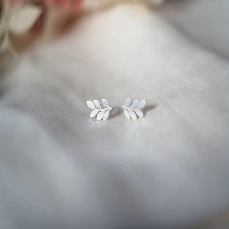 Minimalist Leaf Studs Earrings