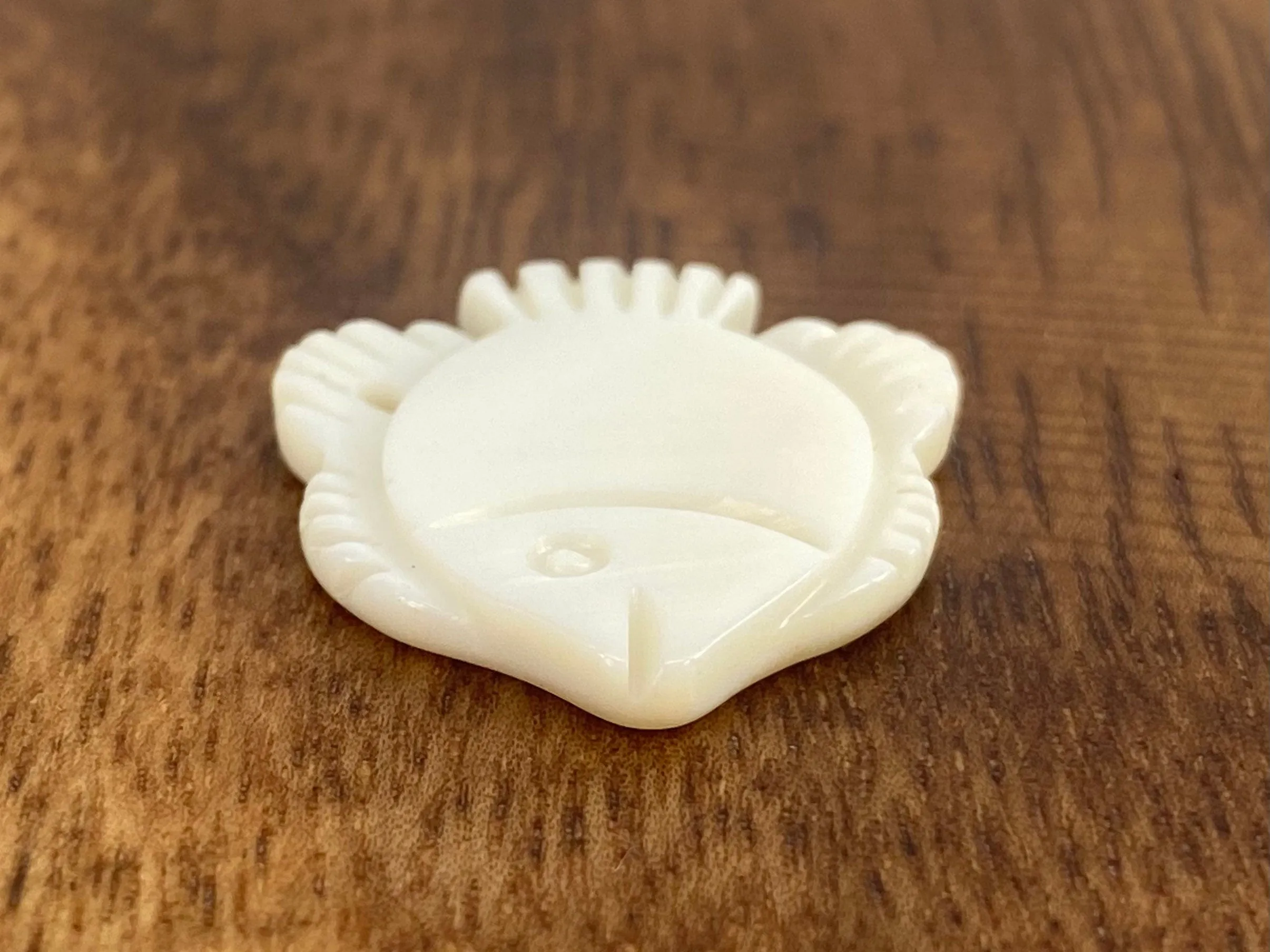 Mother Of Pearl Fish Shell, Sku#M348