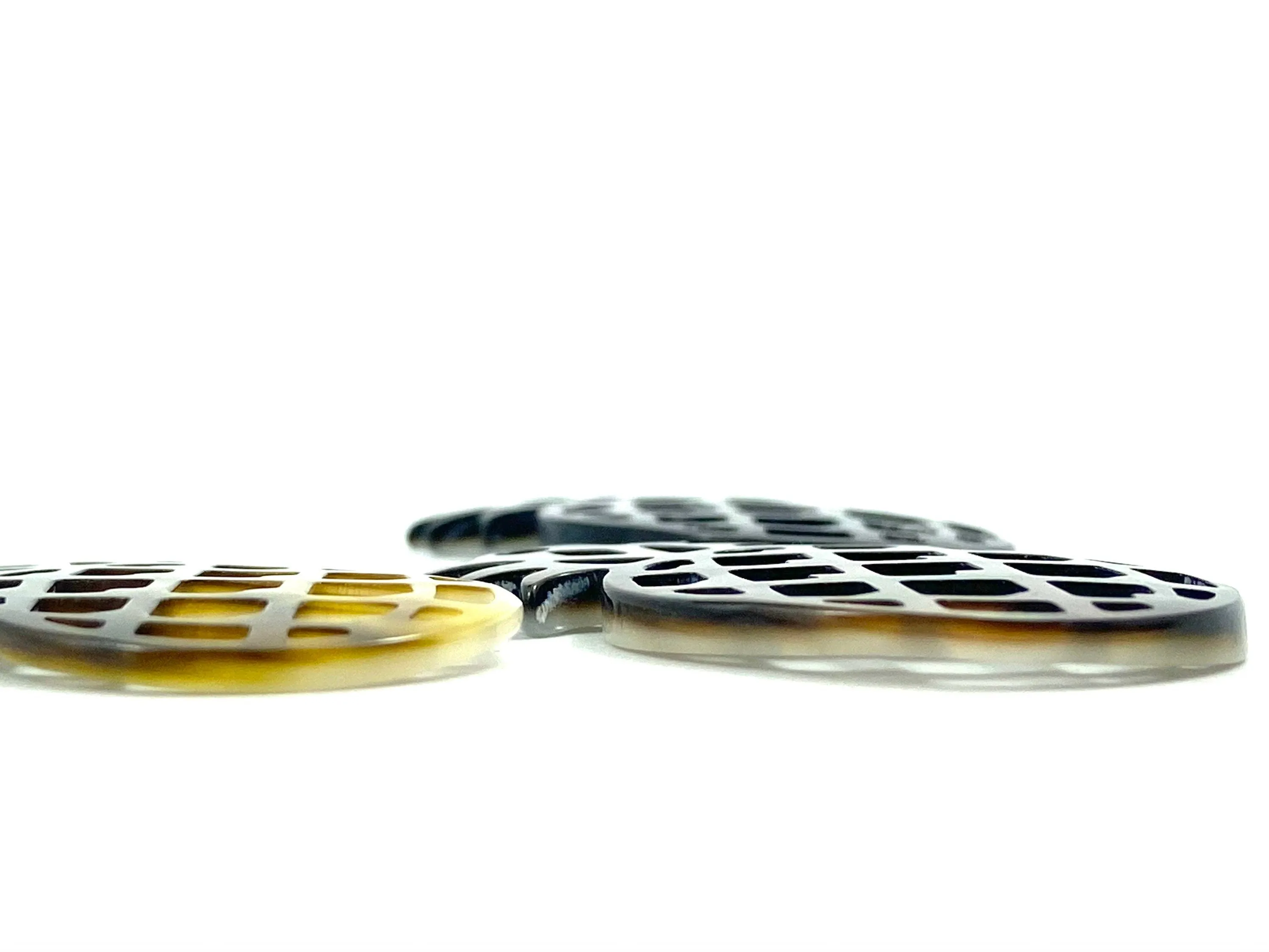 Mother Of Pearl Pineapple Shell, Sku#M417