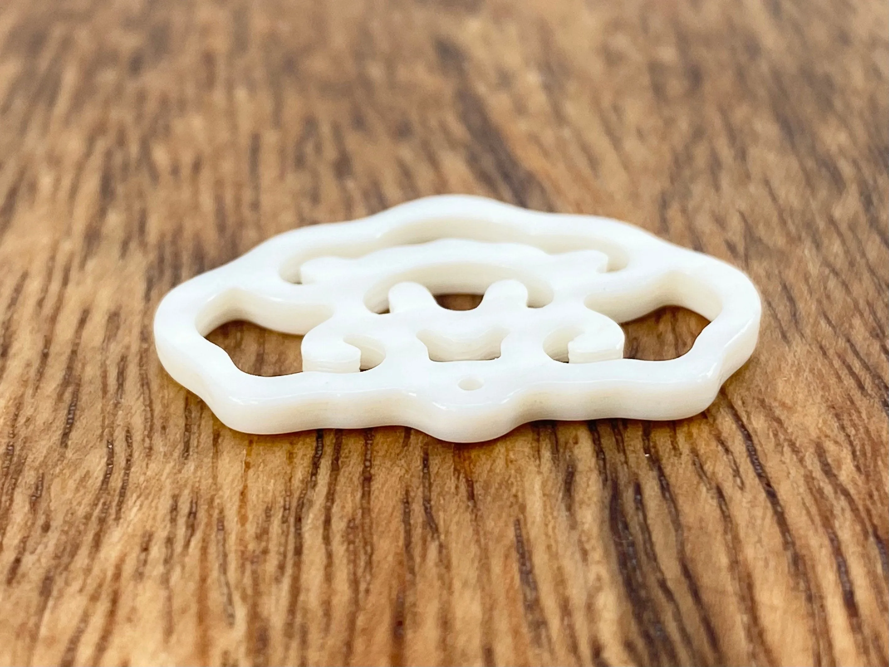 Mother Of Pearl White Shell, Sku#M186