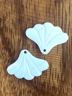 Mother Of Pearl White Shell, Sku#M68
