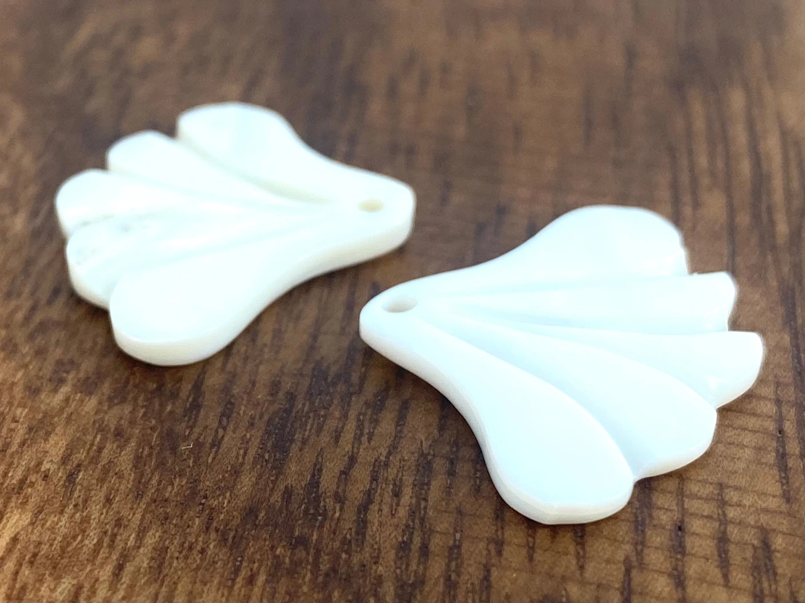 Mother Of Pearl White Shell, Sku#M68