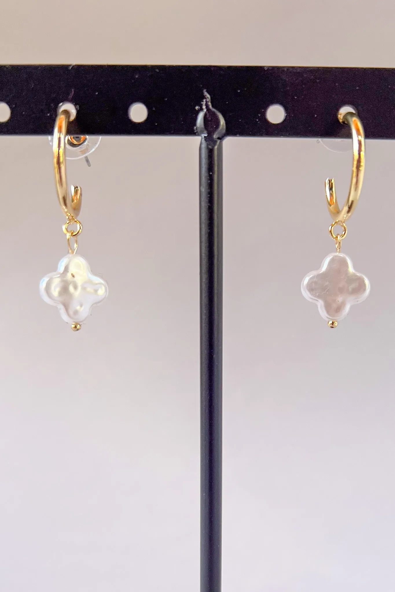 Pearl Hoop Clover Earring