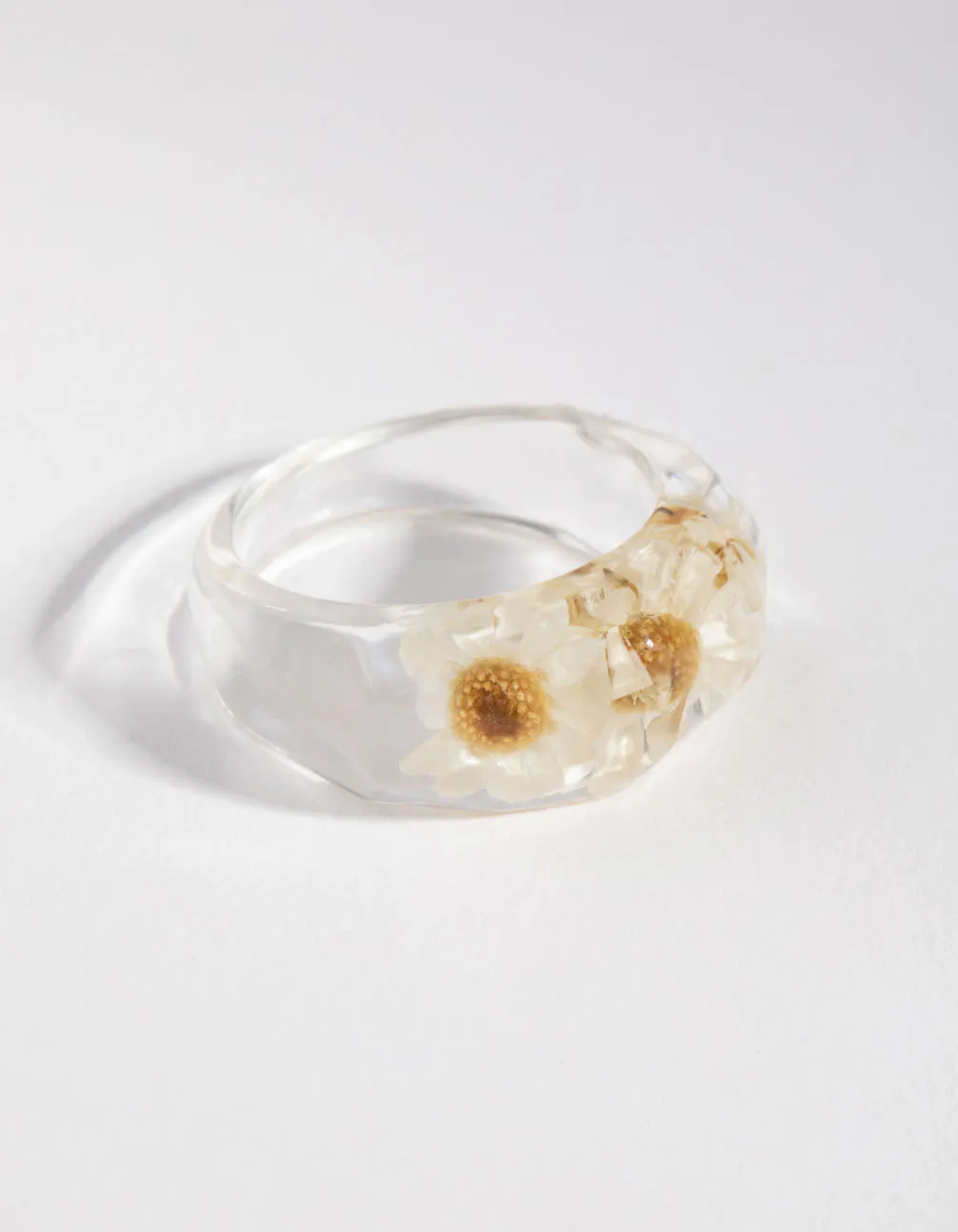 Plastic Daisy Ring