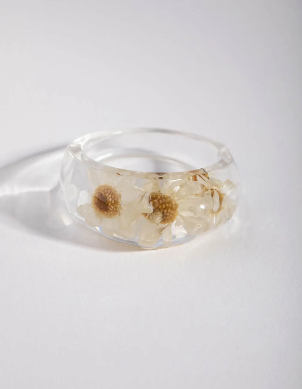 Plastic Daisy Ring