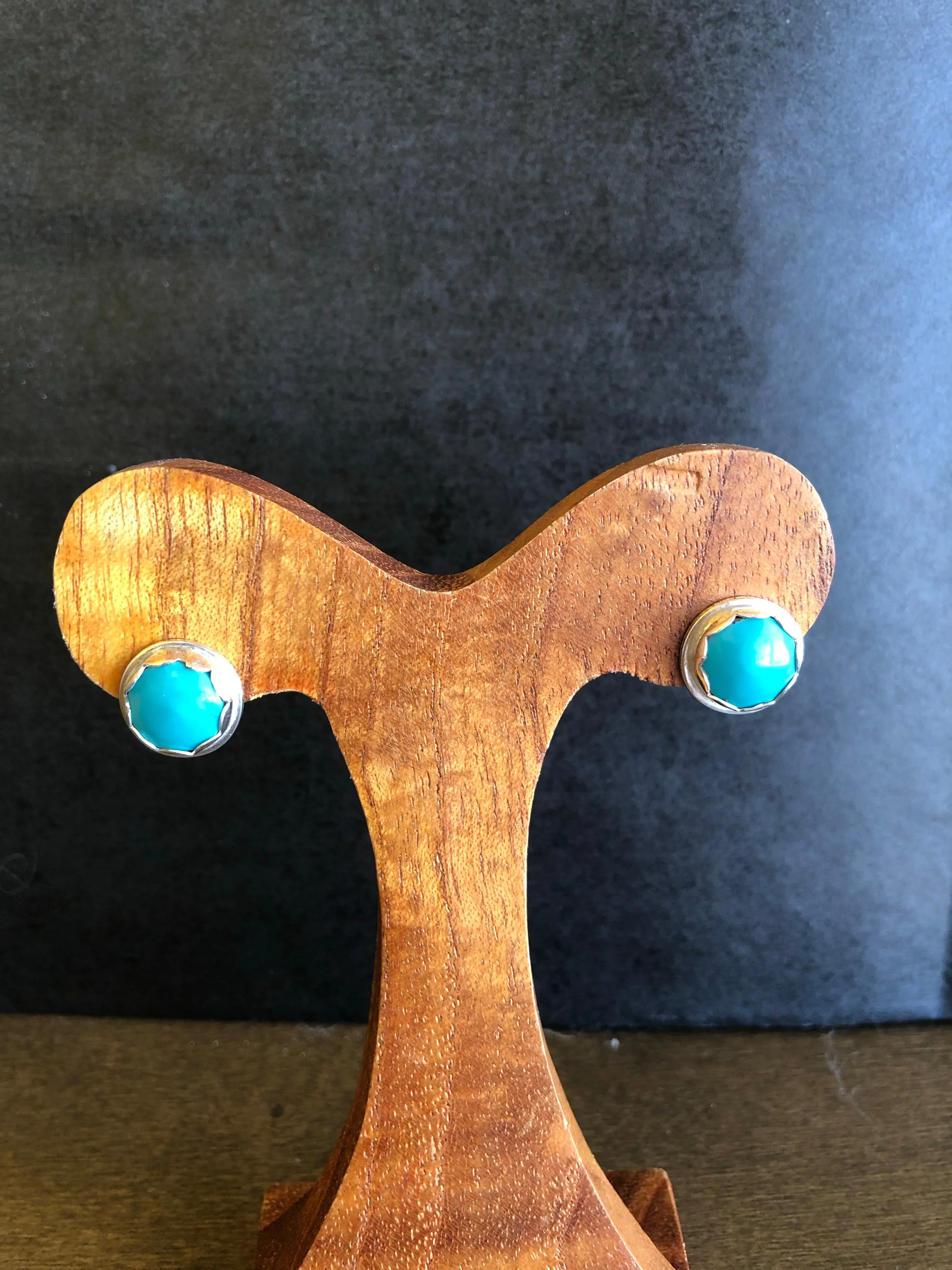 ROUND TURQUOISE STUDS