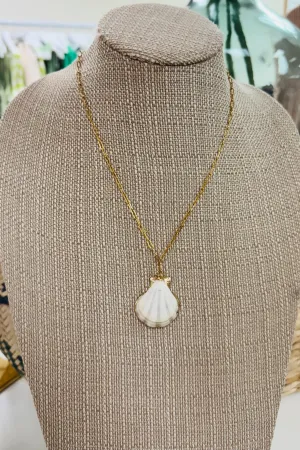 Seaside Necklace with White Shell