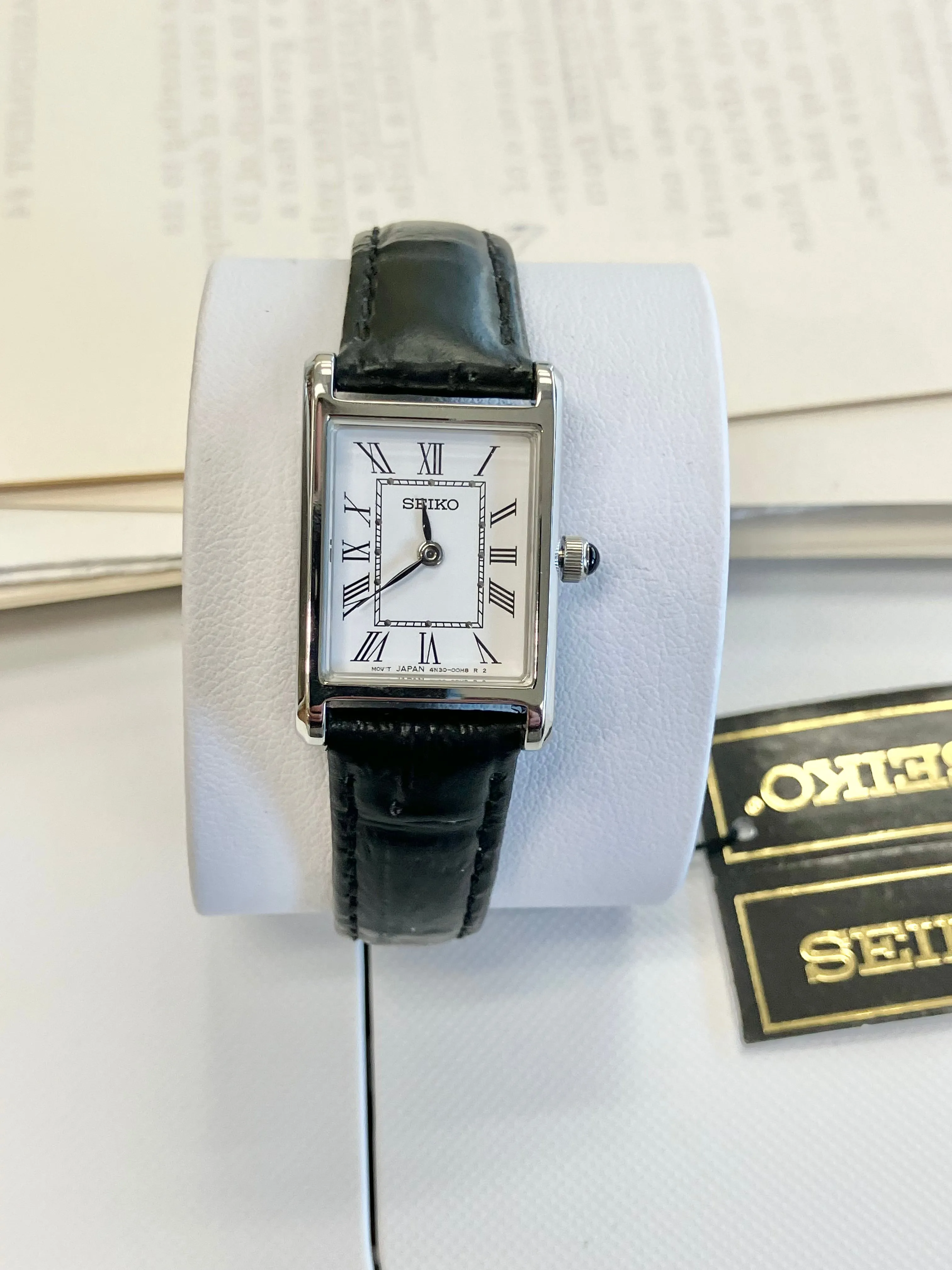 Seiko Women's Watch Stainless Steel Leather Strap