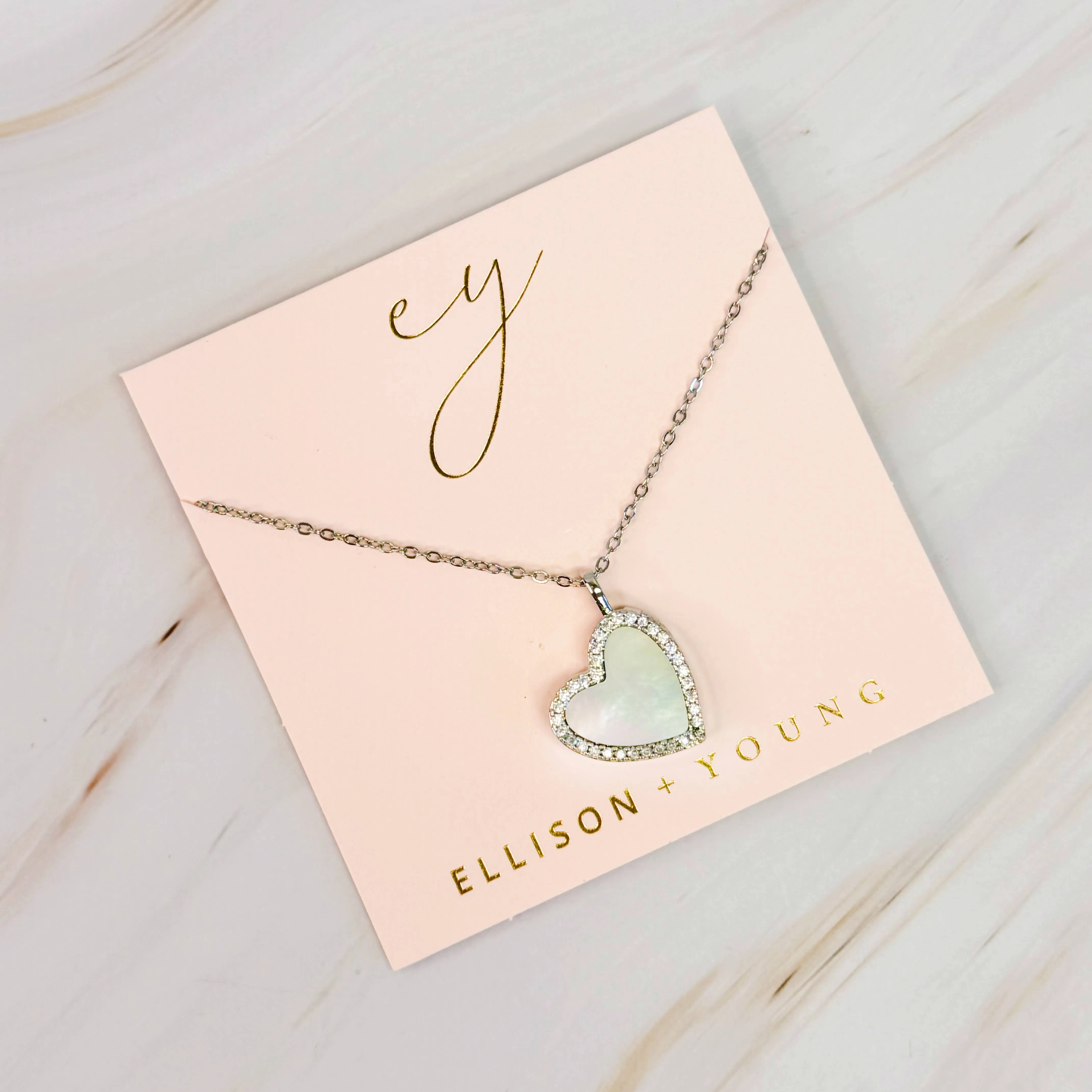 Shell Heart Locket Pendant Necklace: Silver