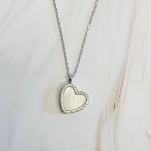 Shell Heart Locket Pendant Necklace: Silver