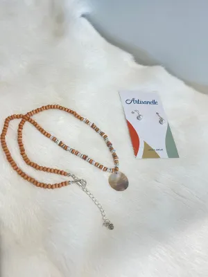 Shell Pendant Necklace